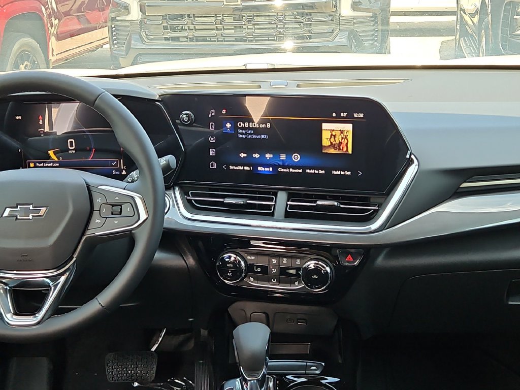 Thumbnail: 2026 Chevrolet Trax - 9