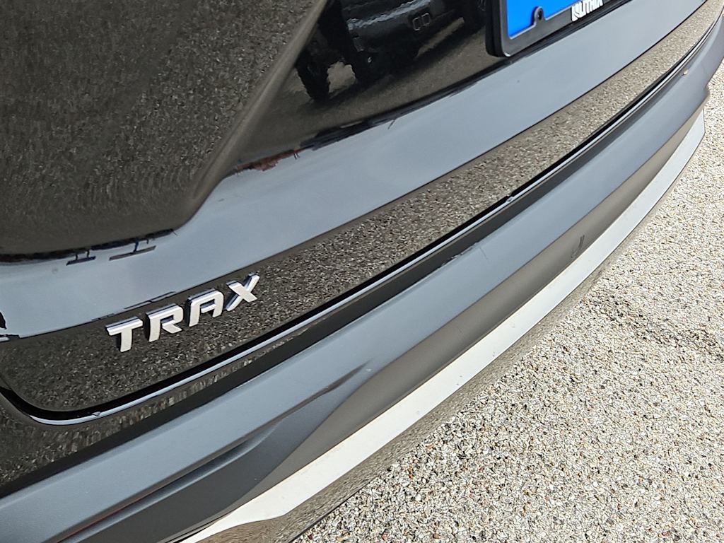 Thumbnail: 2025 Chevrolet Trax - 7