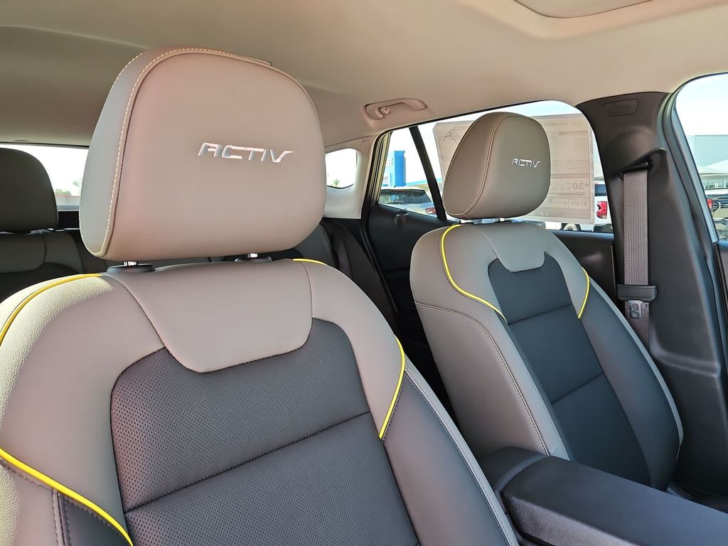 Thumbnail: 2026 Chevrolet Trax - 22