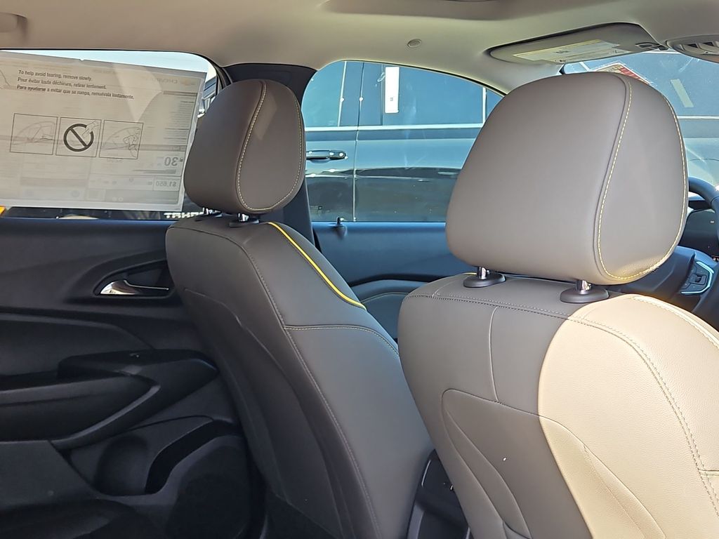 Thumbnail: 2026 Chevrolet Trax - 21
