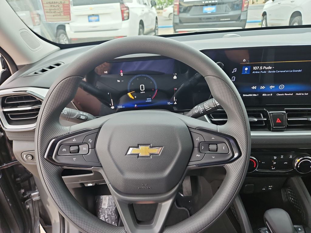 Thumbnail: 2025 Chevrolet TrailBlazer - 14