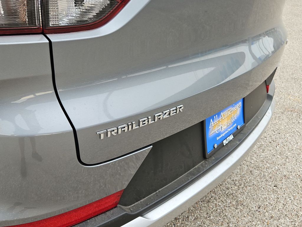 Thumbnail: 2025 Chevrolet TrailBlazer - 7