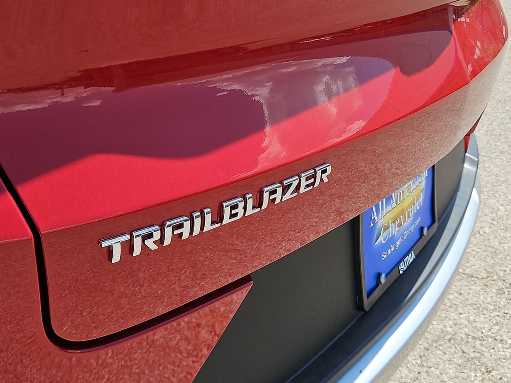 Thumbnail: 2026 Chevrolet TrailBlazer - 7