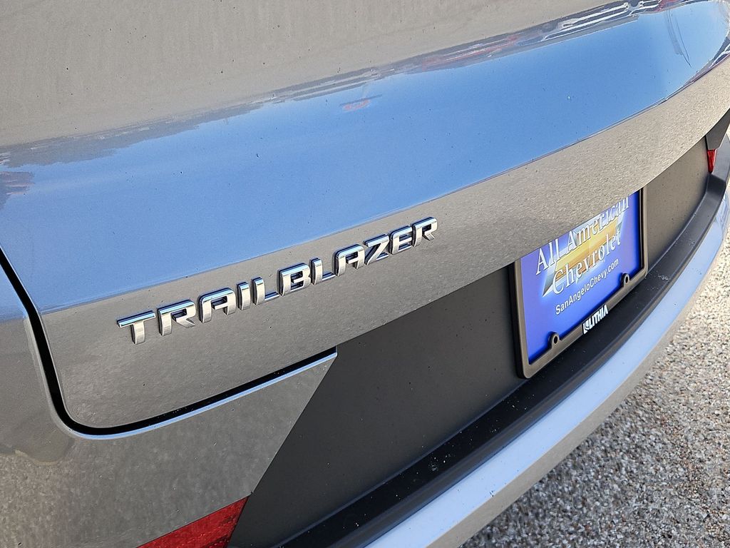 Thumbnail: 2026 Chevrolet TrailBlazer - 7