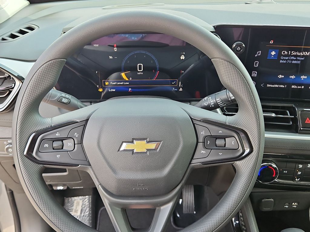 Thumbnail: 2026 Chevrolet TrailBlazer - 12