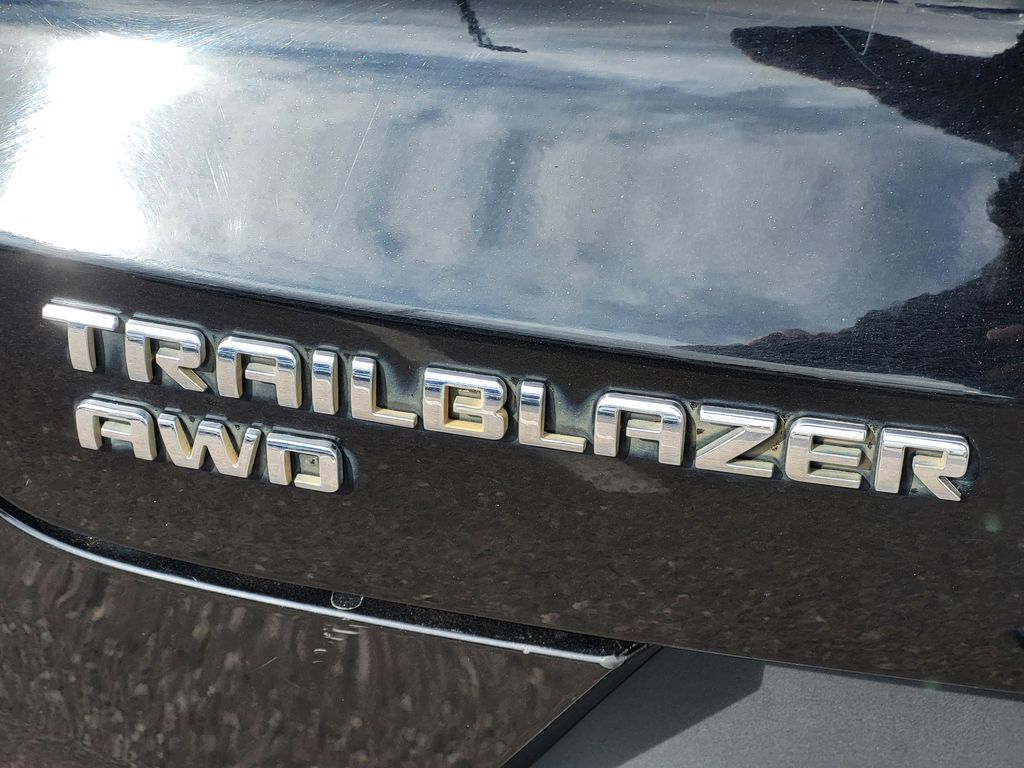 Thumbnail: 2023 Chevrolet TrailBlazer - 6