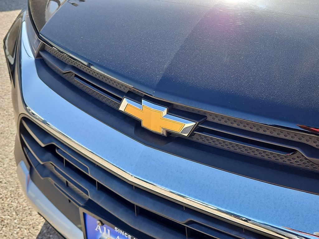 Thumbnail: 2023 Chevrolet TrailBlazer - 22