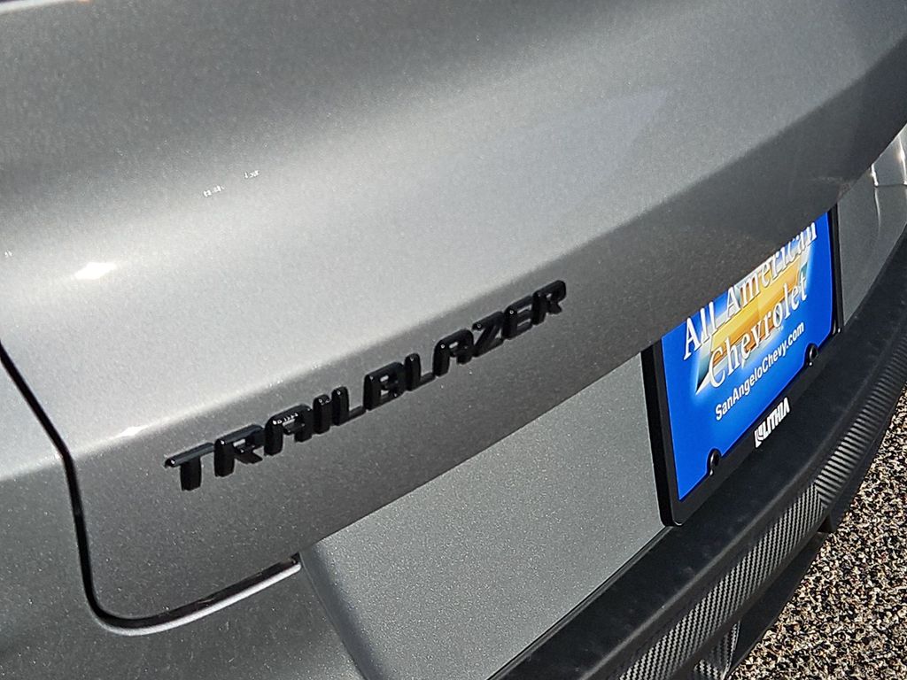 Thumbnail: 2026 Chevrolet TrailBlazer - 7