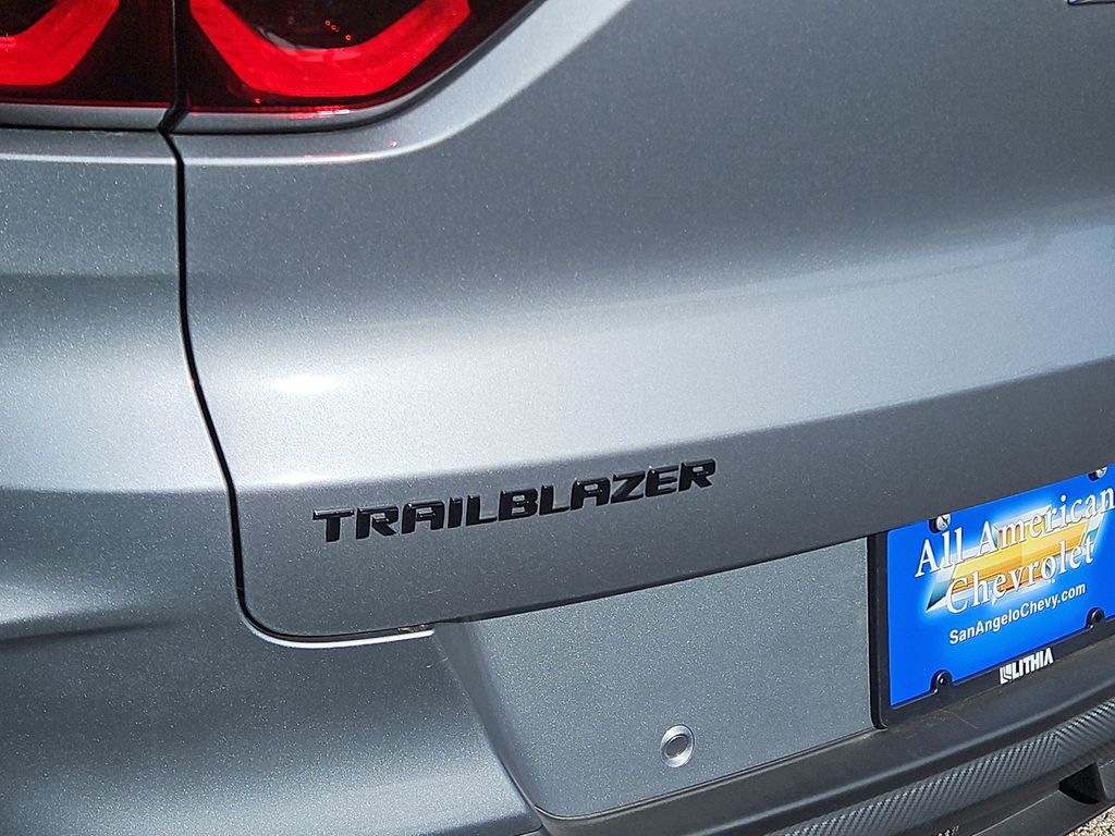 Thumbnail: 2026 Chevrolet TrailBlazer - 7