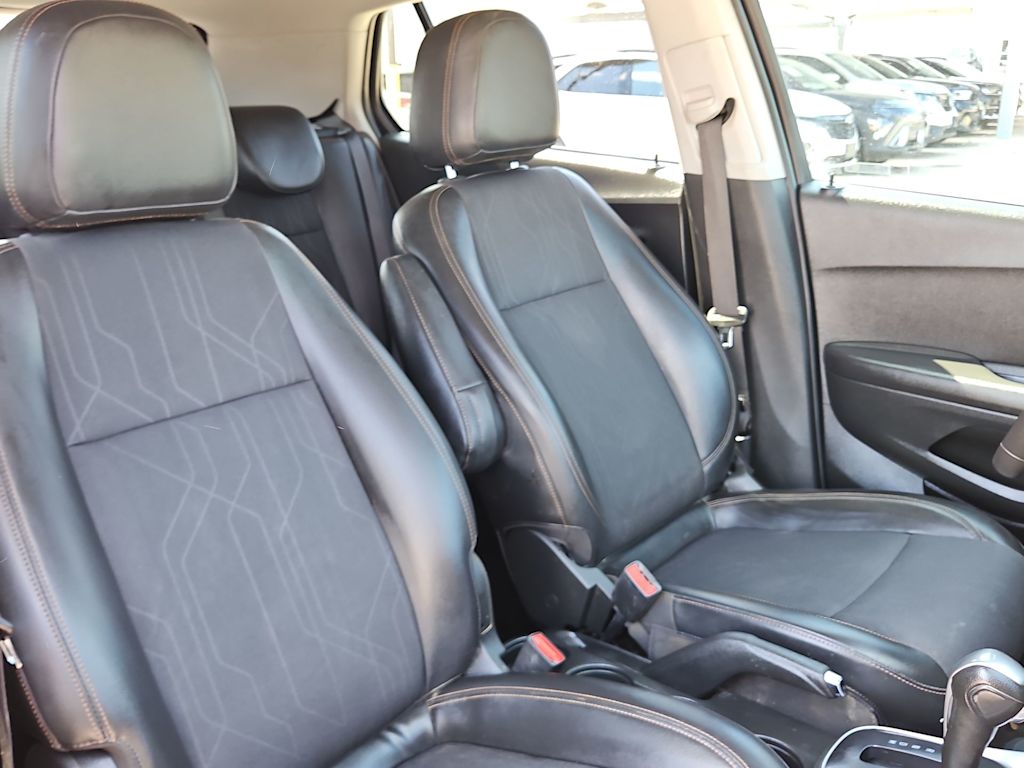 Thumbnail: 2020 Chevrolet Trax - 10