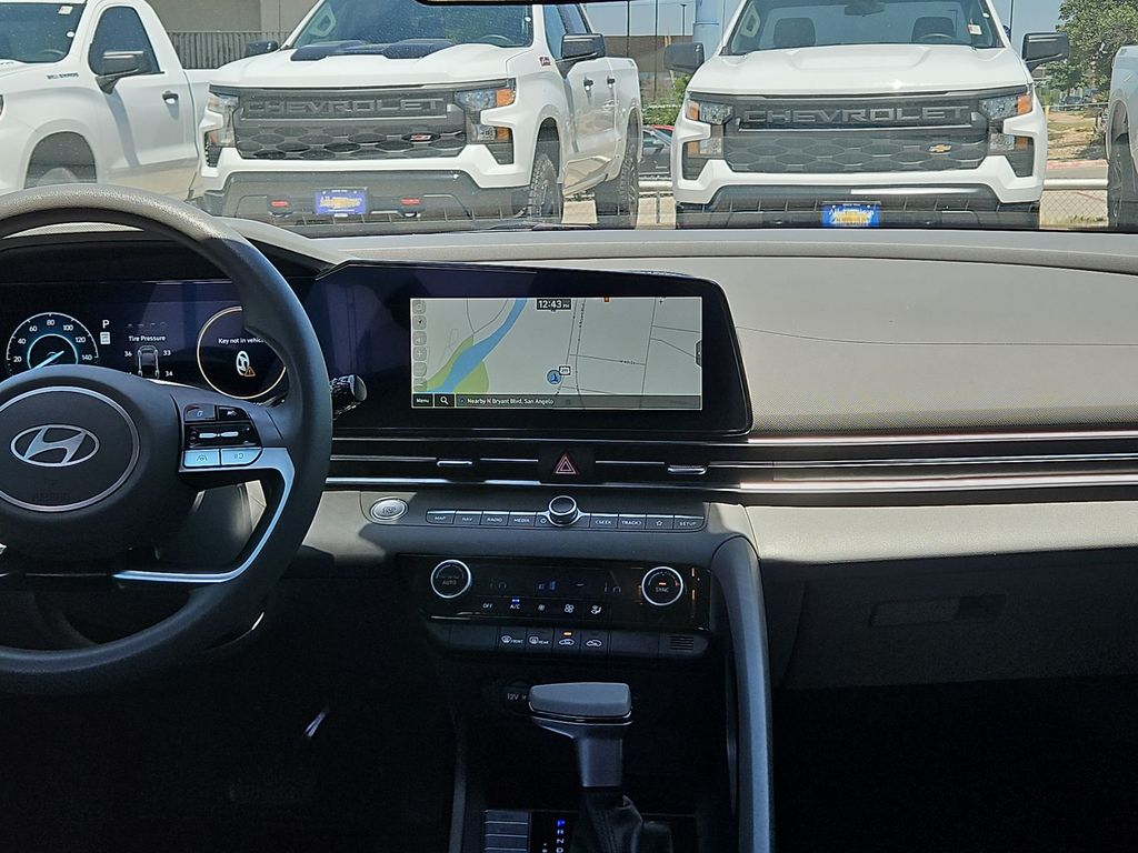 Thumbnail: 2024 Hyundai Elantra - 7