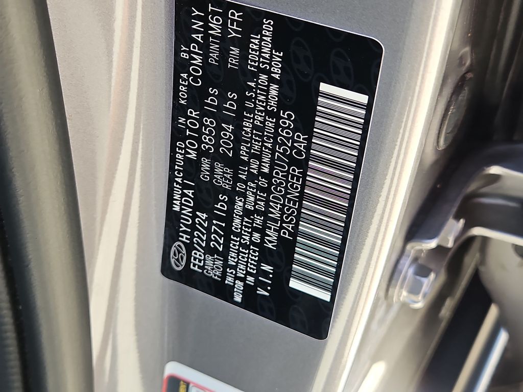 Thumbnail: 2024 Hyundai Elantra - 15