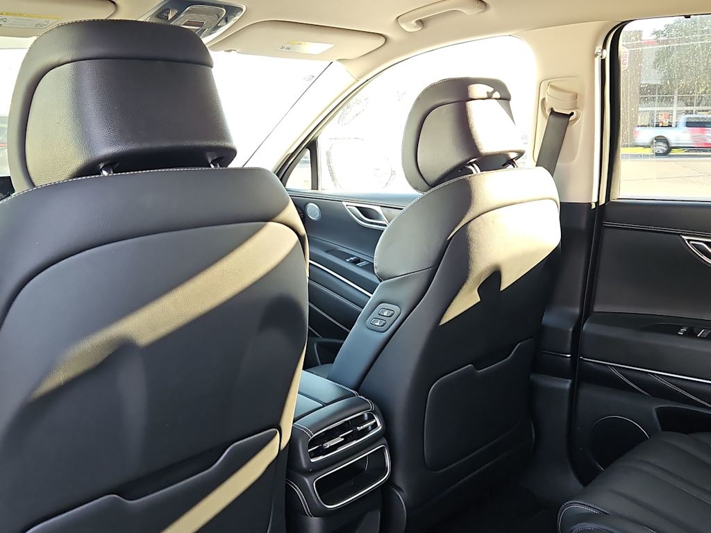 Thumbnail: 2024 Genesis GV80 - 23