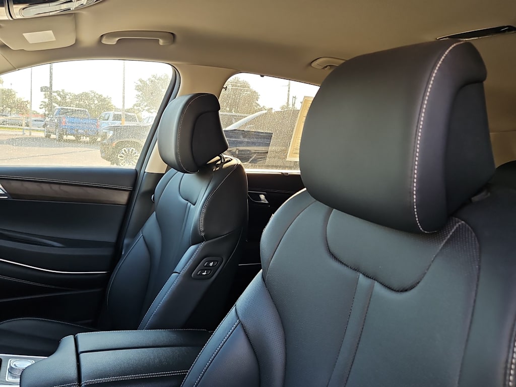 Thumbnail: 2024 Genesis GV80 - 10