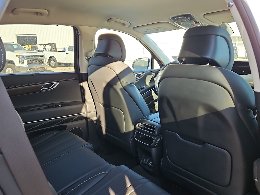 Thumbnail: 2024 Genesis GV80 - 12