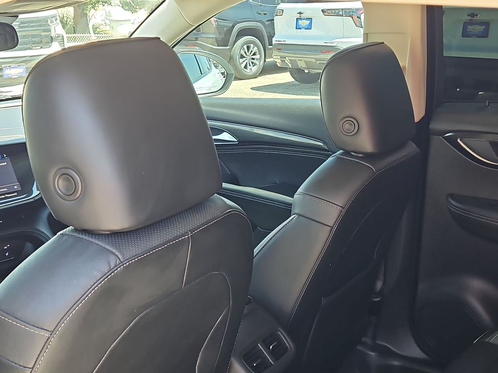Thumbnail: 2021 Buick Envision - 22
