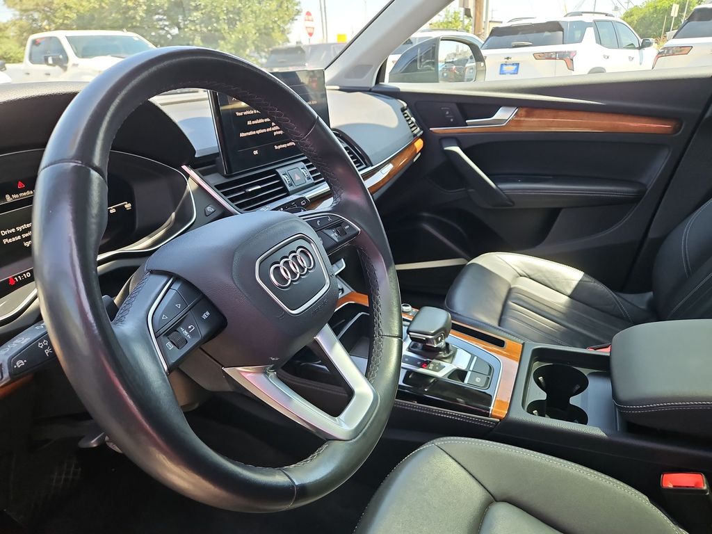 Thumbnail: 2023 Audi Q5 - 2