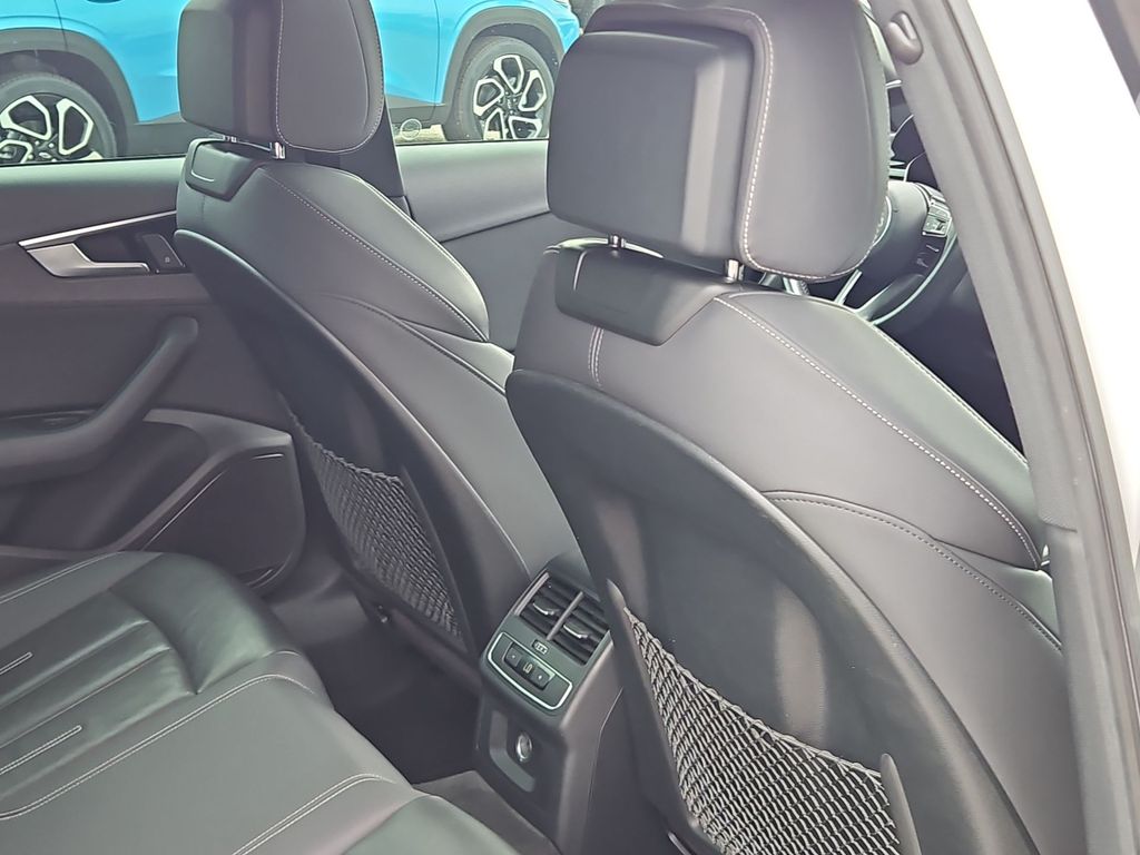 Thumbnail: 2020 Audi A4 - 12