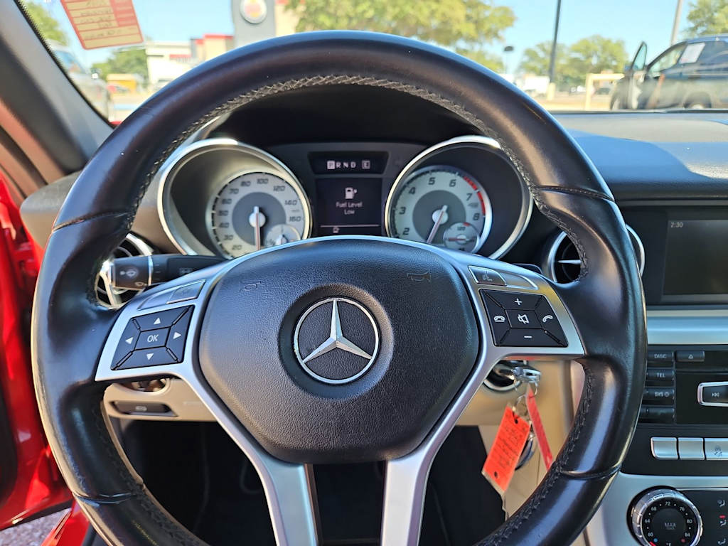 2013 Mercedes-Benz SLK 250 10