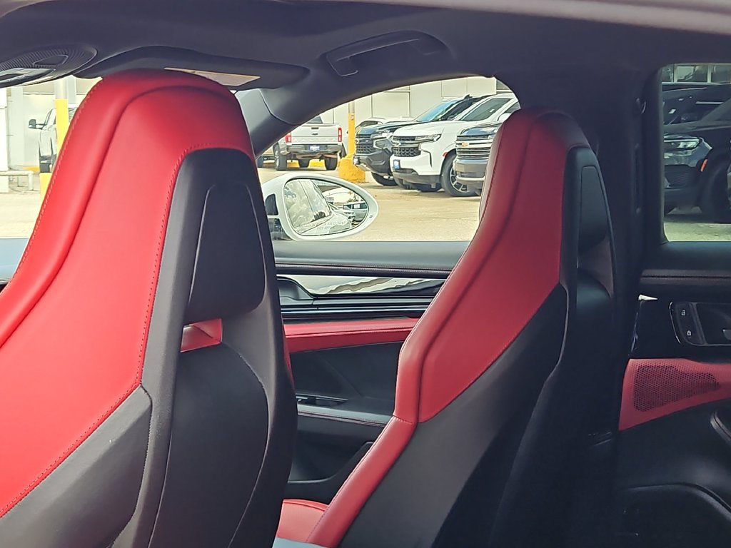 Thumbnail: 2026 Porsche Panamera - 20