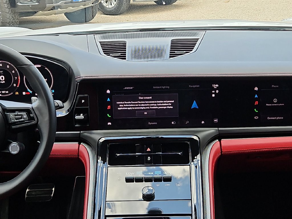 Thumbnail: 2026 Porsche Panamera - 10