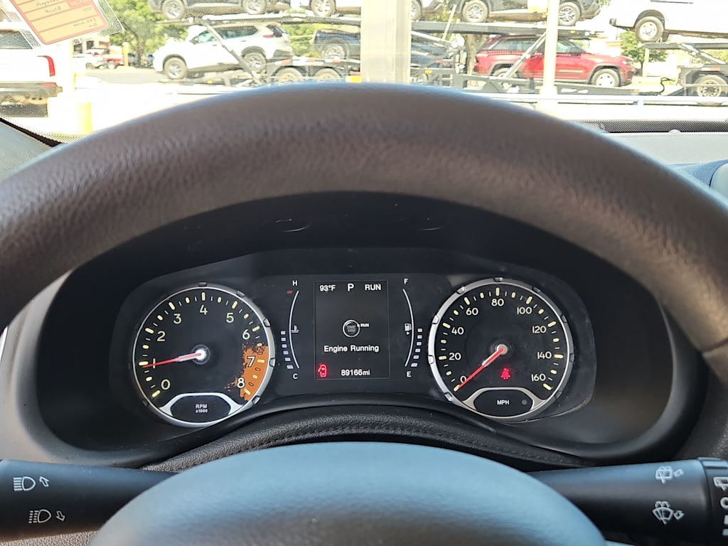 Thumbnail: 2018 Jeep Renegade - 14