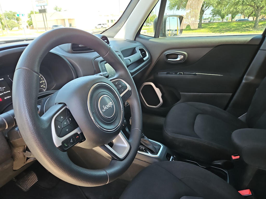 Thumbnail: 2018 Jeep Renegade - 2
