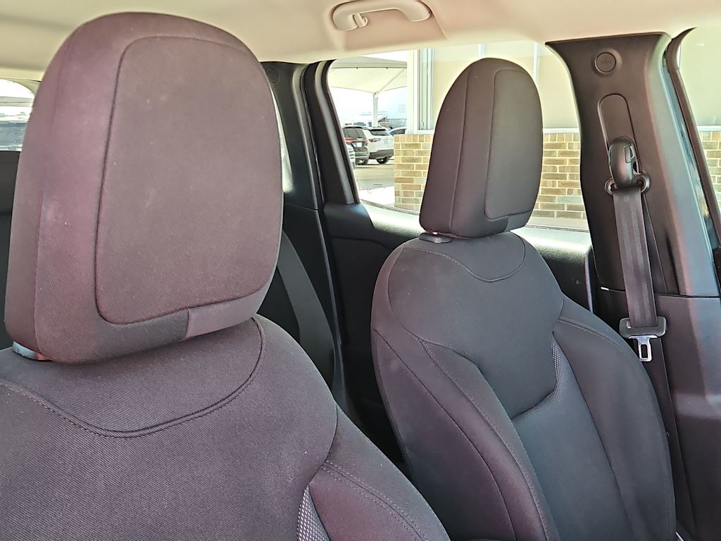 Thumbnail: 2018 Jeep Renegade - 21