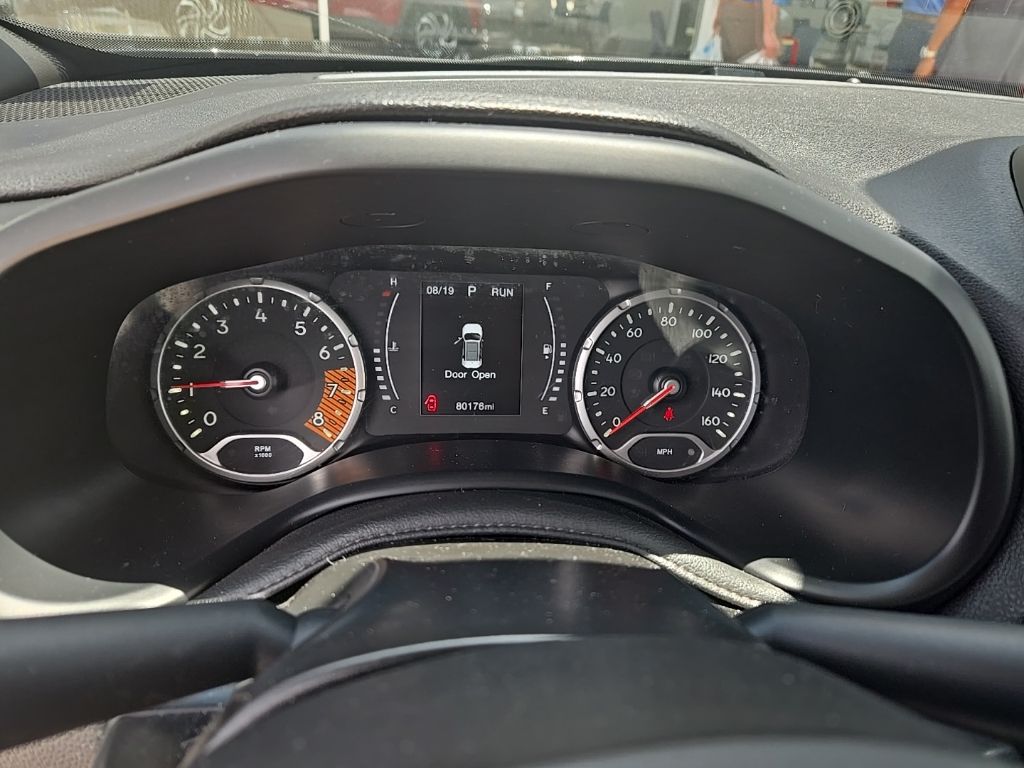 Thumbnail: 2021 Jeep Renegade - 7