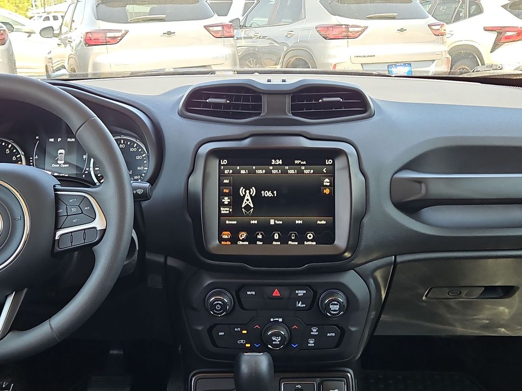 Thumbnail: 2023 Jeep Renegade - 9