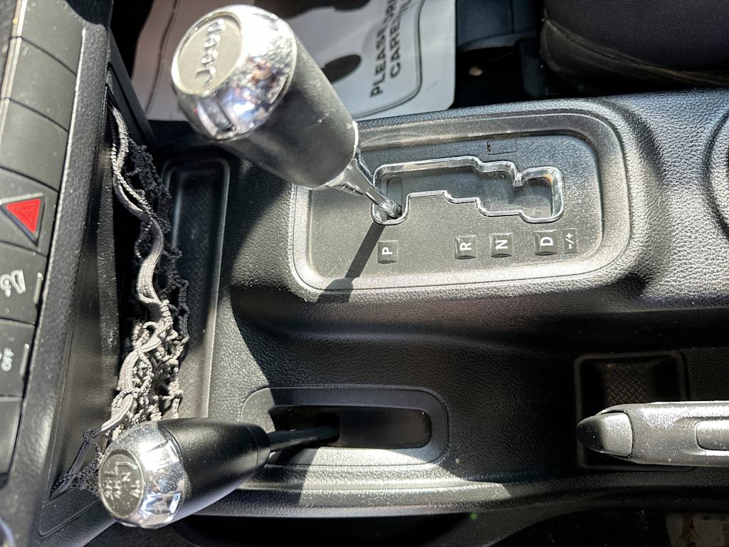 Thumbnail: 2013 Jeep Wrangler - 28