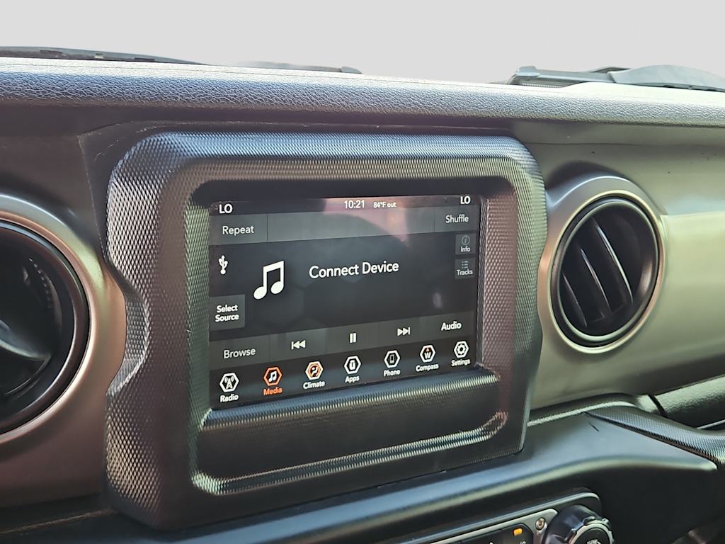 Thumbnail: 2019 Jeep Wrangler - 23
