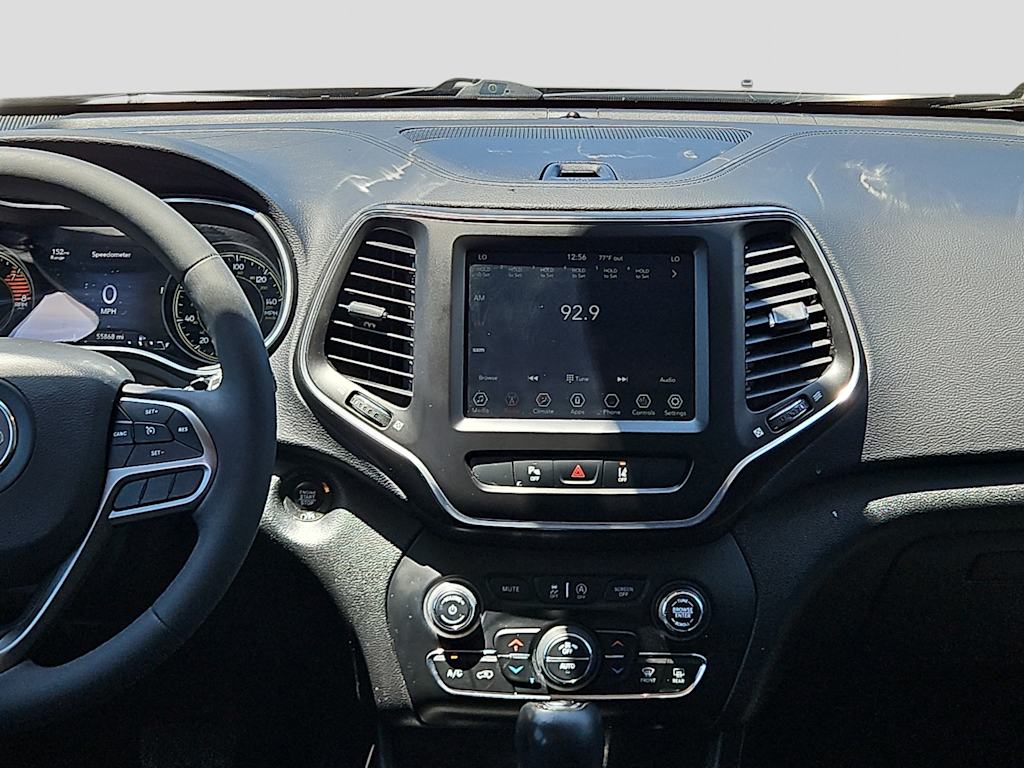 Thumbnail: 2022 Jeep Cherokee - 12