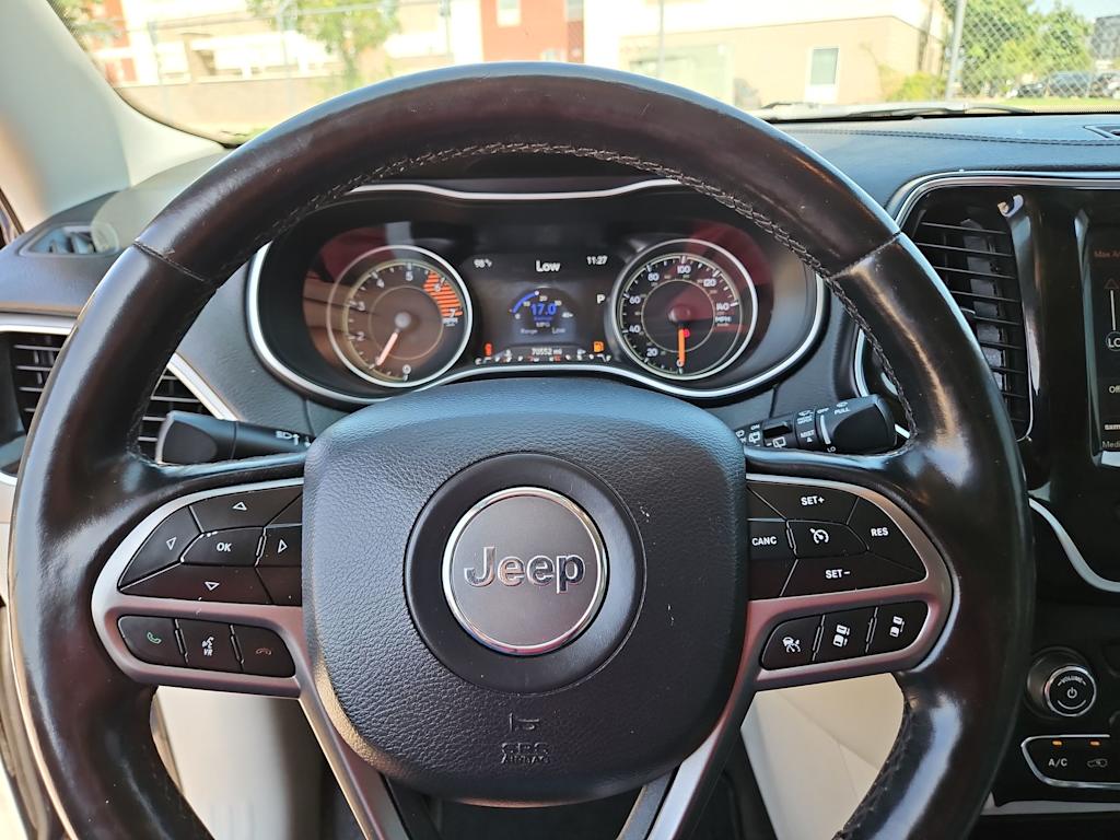 Thumbnail: 2020 Jeep Cherokee - 13