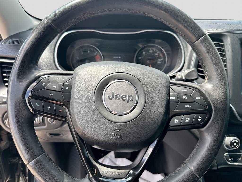 Thumbnail: 2023 Jeep Cherokee - 10