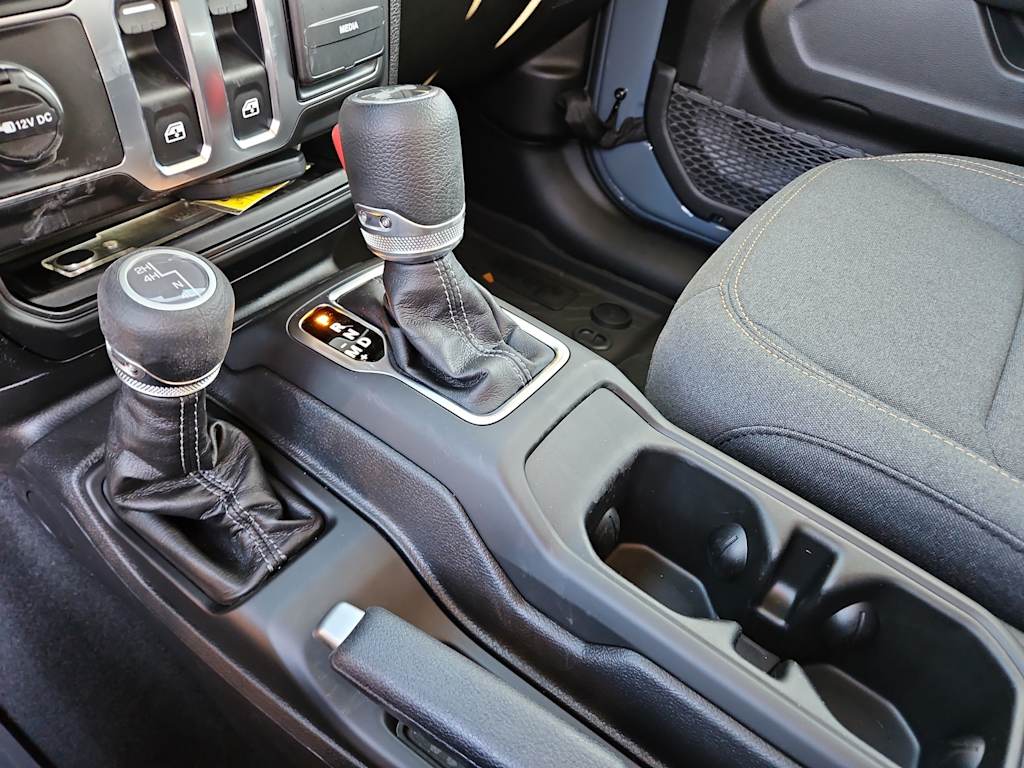 Thumbnail: 2026 Jeep Wrangler - 25