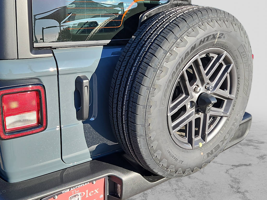 Thumbnail: 2026 Jeep Wrangler - 23