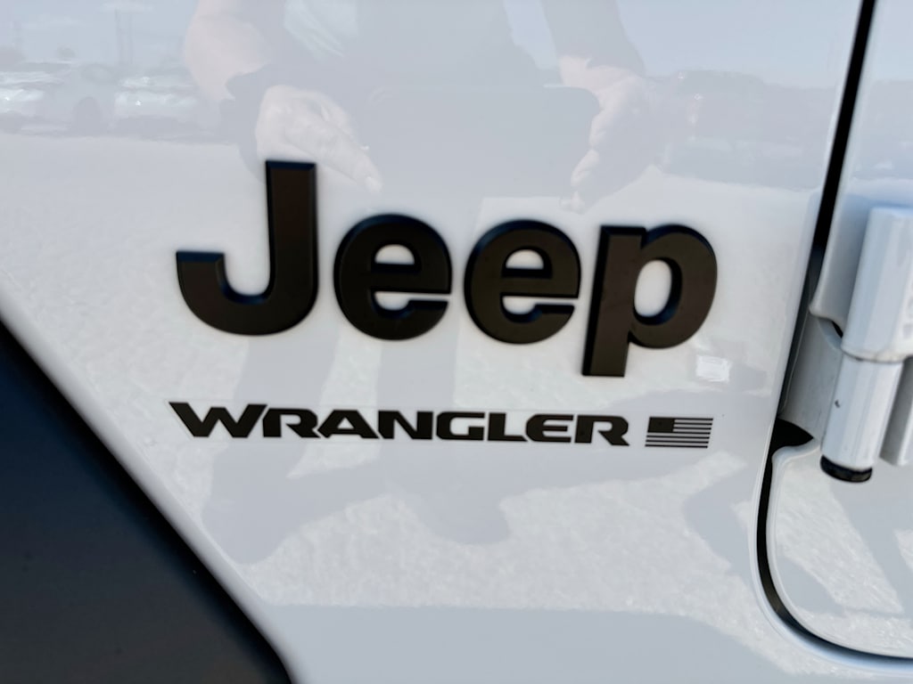 Thumbnail: 2025 Jeep Wrangler - 7