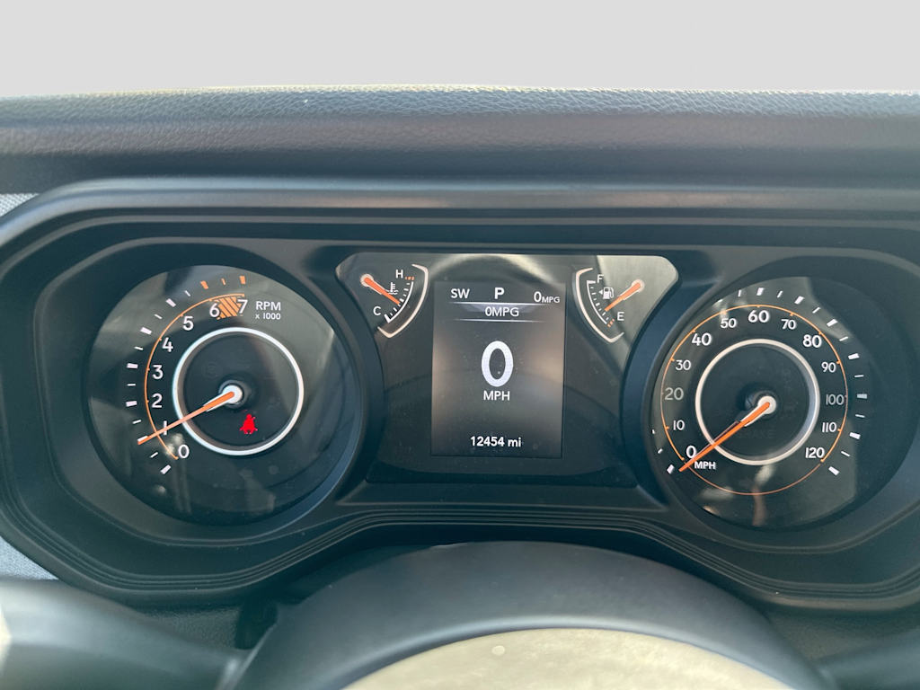 Thumbnail: 2025 Jeep Wrangler - 16