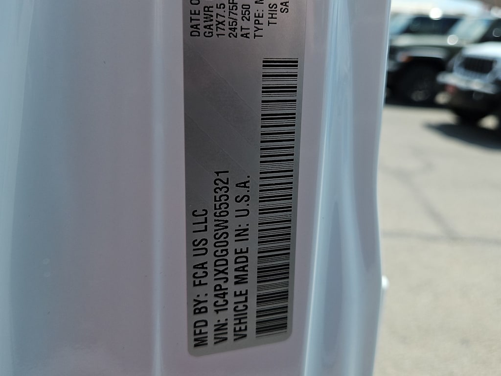 Thumbnail: 2025 Jeep Wrangler - 16