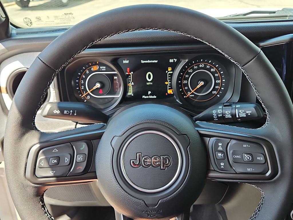 Thumbnail: 2025 Jeep Wrangler - 13