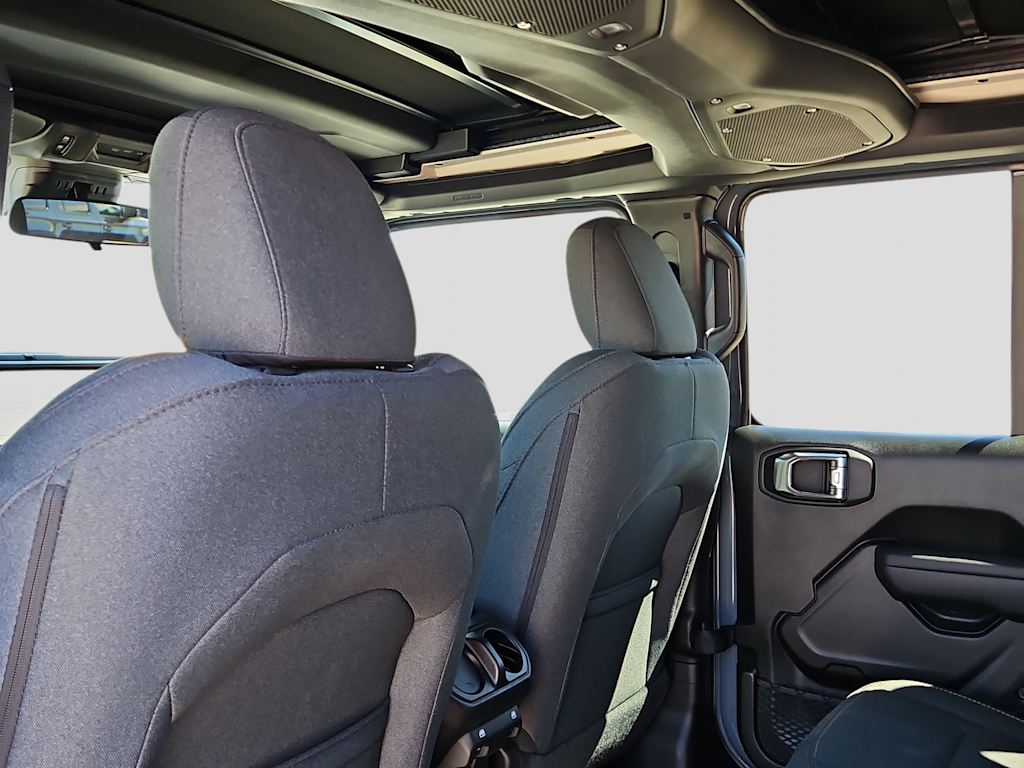 Thumbnail: 2025 Jeep Wrangler - 22