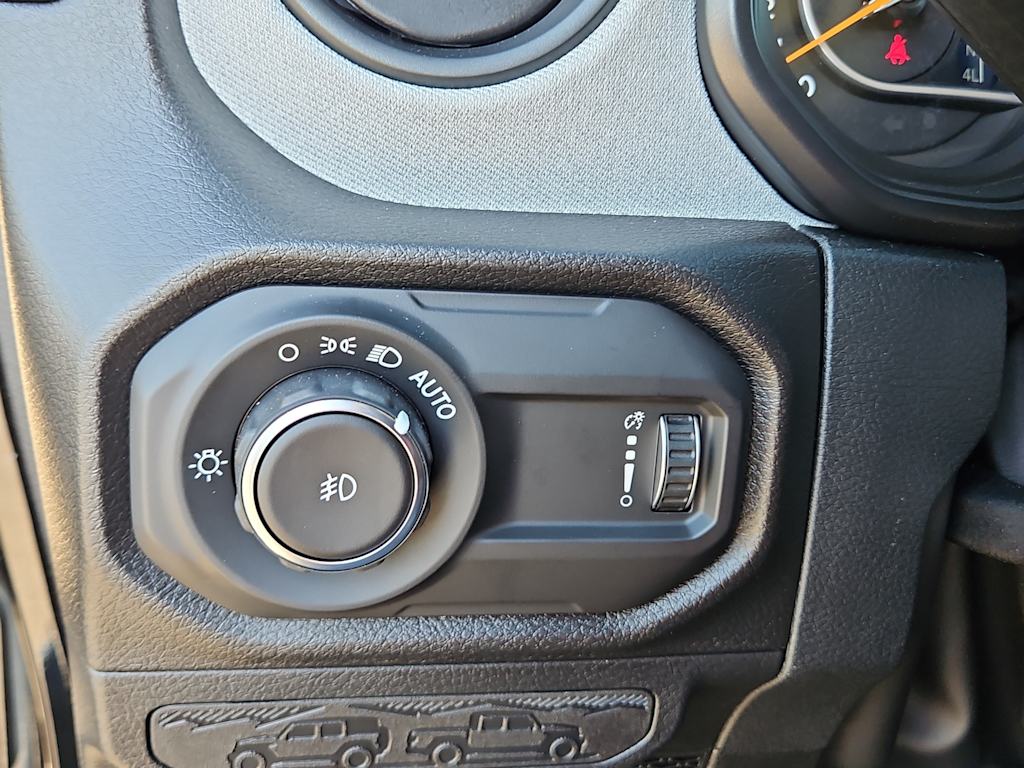 Thumbnail: 2026 Jeep Wrangler - 24