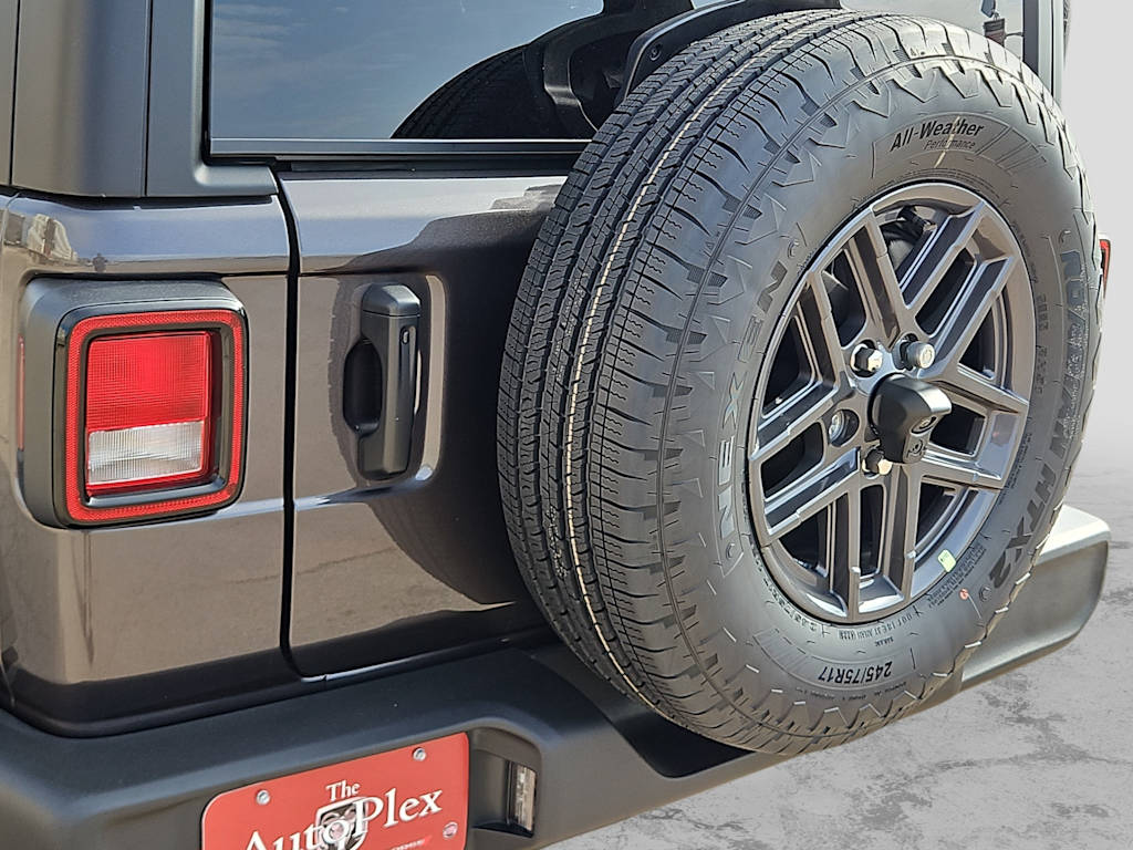 Thumbnail: 2026 Jeep Wrangler - 19