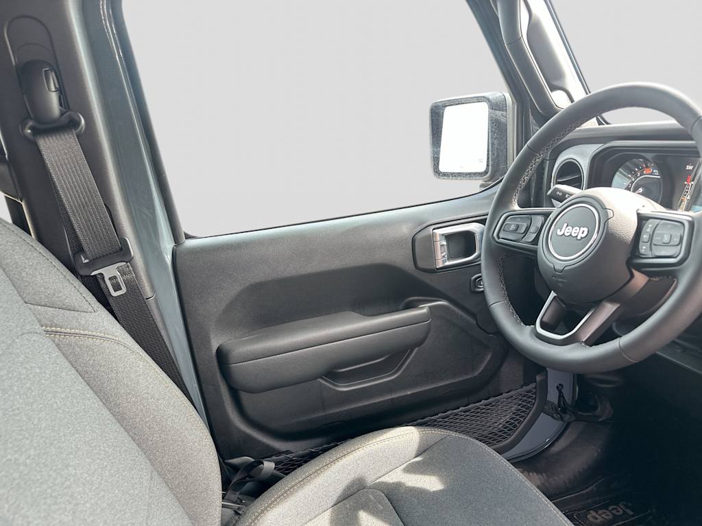Thumbnail: 2026 Jeep Wrangler - 24