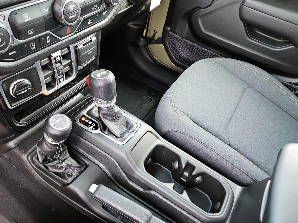 Thumbnail: 2026 Jeep Wrangler - 13