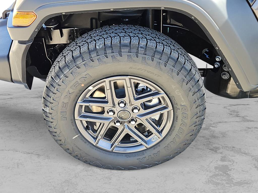Thumbnail: 2026 Jeep Wrangler - 7