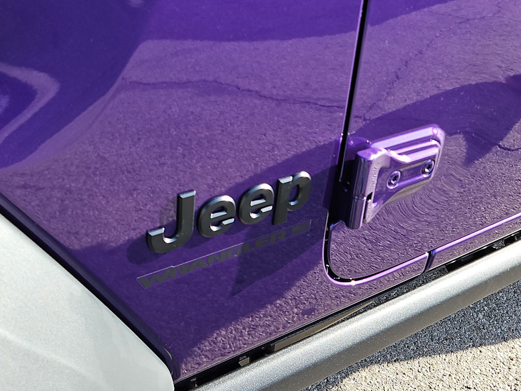 Thumbnail: 2026 Jeep Wrangler - 7