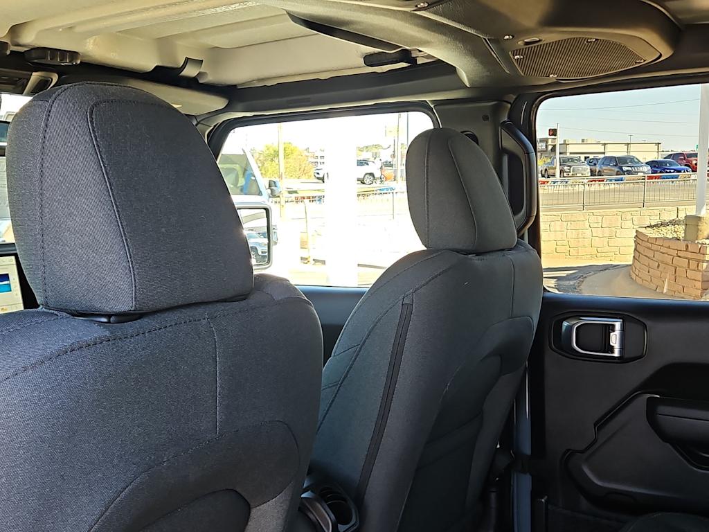 Thumbnail: 2026 Jeep Wrangler - 9