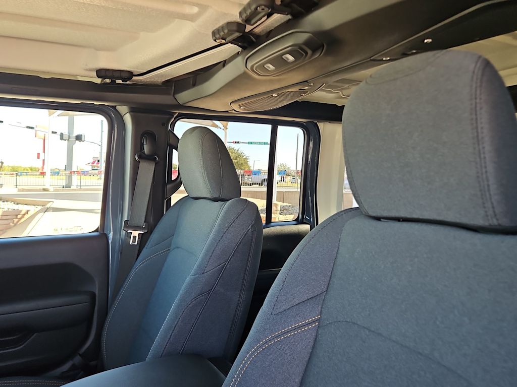 Thumbnail: 2026 Jeep Wrangler - 22